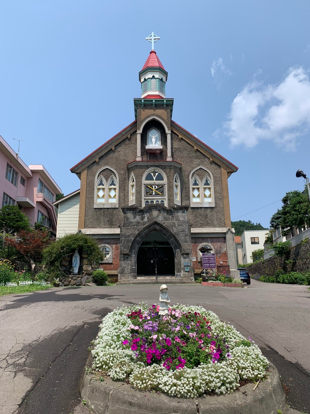 9. Tomioka Catholic Church in Otaru, Sapporo (c) Johannes Shimizu
